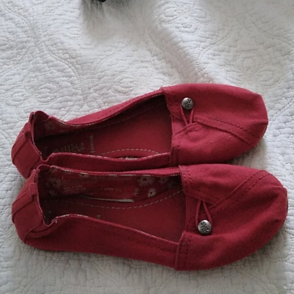 Red canvas flats